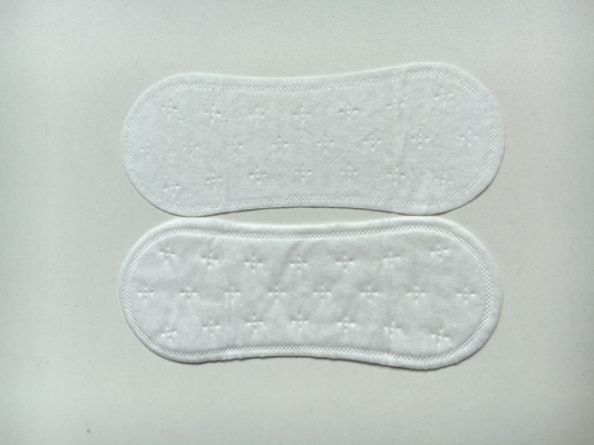155mm Breathable Panty Liners ผ้านอนวูฟเวนทิ้ง Panty Liner สำหรับผู้หญิง